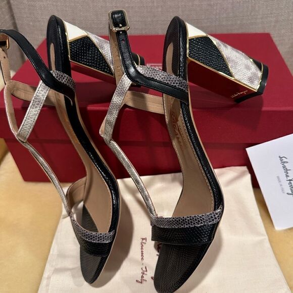 Salvatore Ferragamo strappy Leather Ankle Strap Sandals 37,5 (7,5) and 37 (7) - Picture 1 of 13